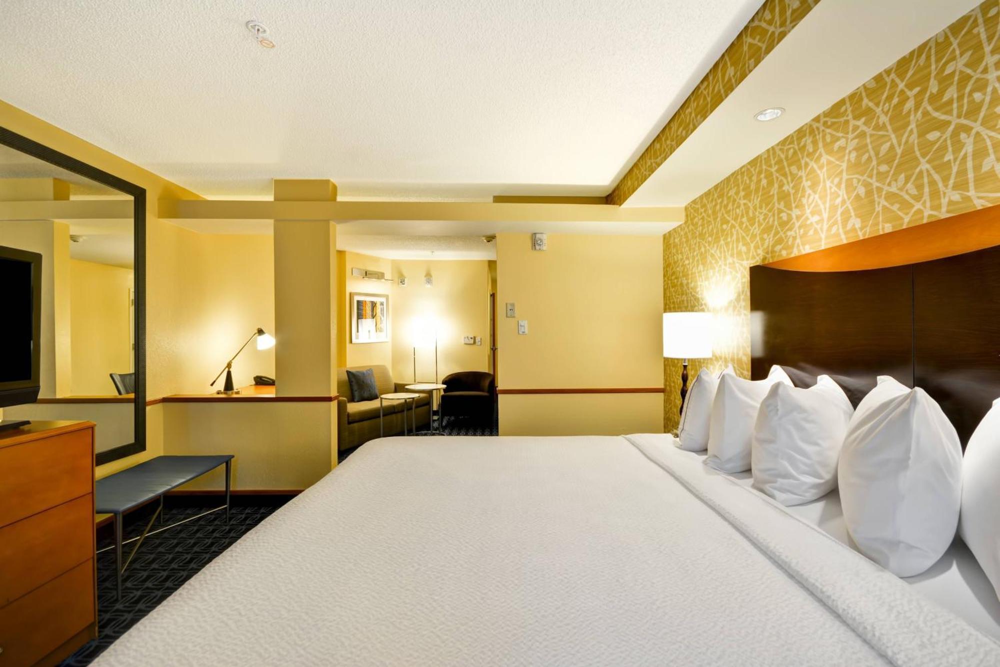 Fairfield Inn & Suites Tampa Fairgrounds/Casino Orient Park Экстерьер фото