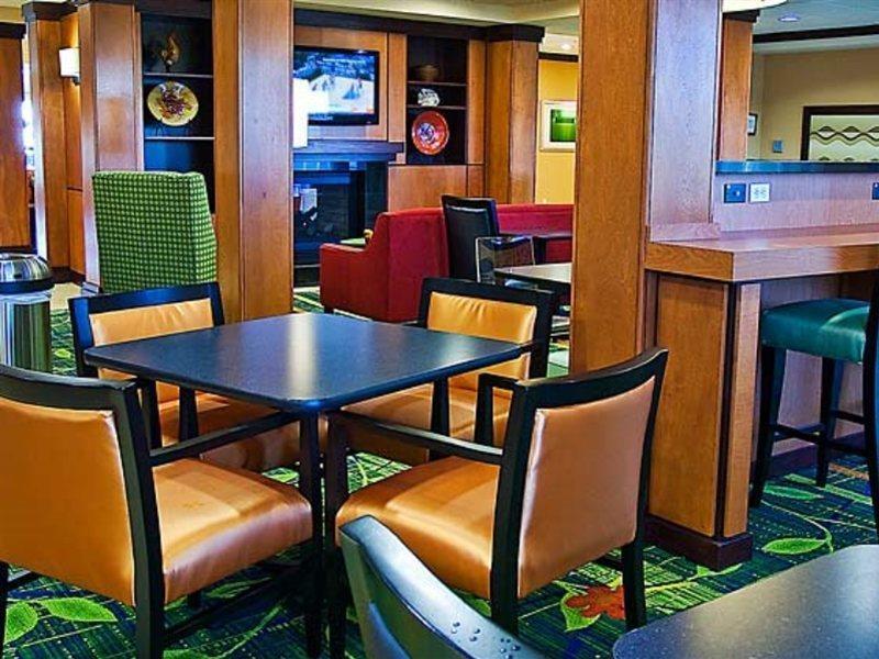 Fairfield Inn & Suites Tampa Fairgrounds/Casino Orient Park Экстерьер фото